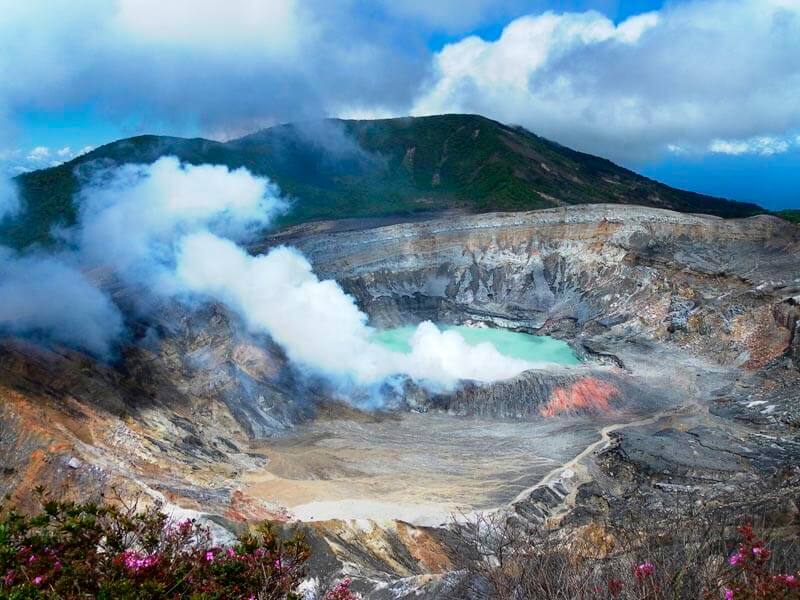 Poas Volcano Tour